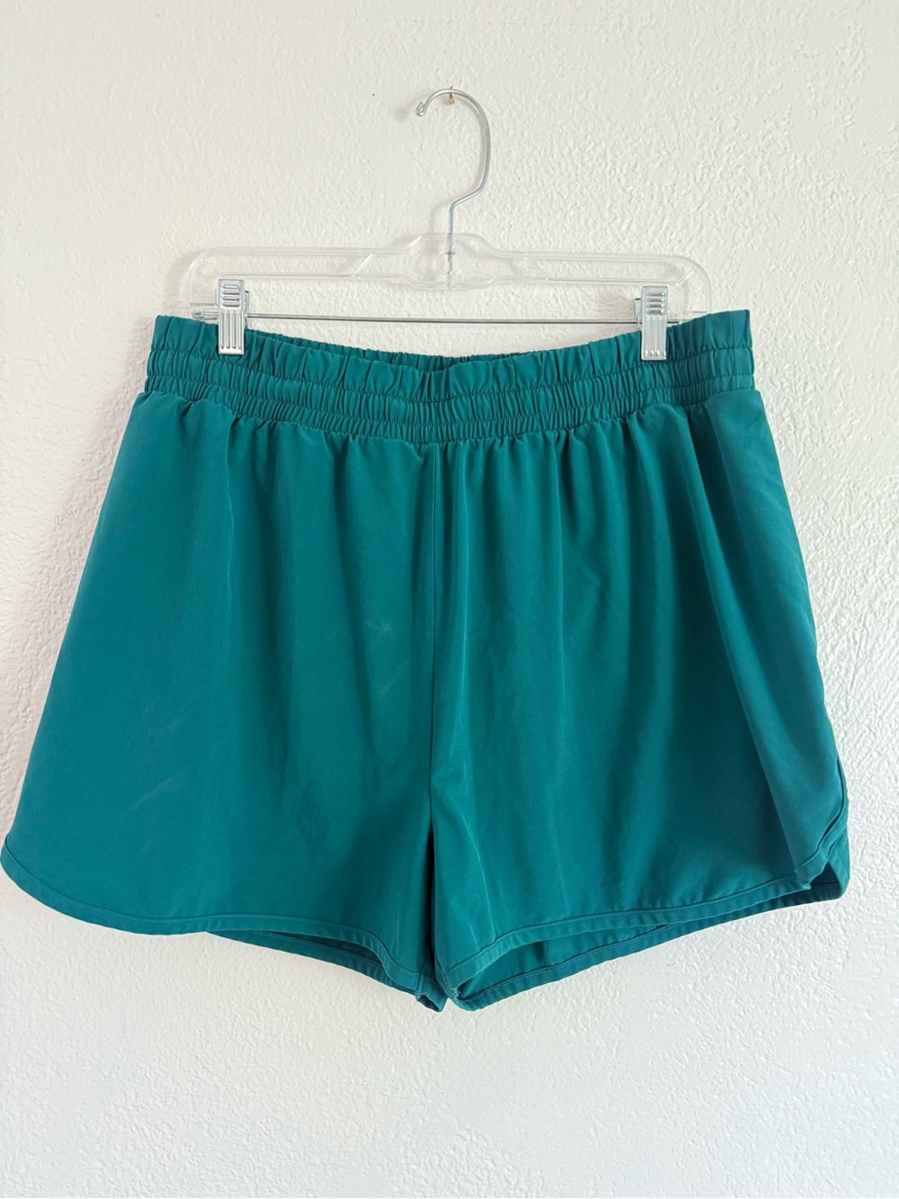 Beyond Yoga Womens Running Short XL Solemate 2.5" Inseam Teal Sea Workout Lined - Picture 2 of 9